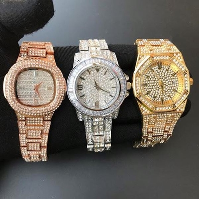 Full Bling Diamond Watch For Men Luxury Daimond Automatic Date Women Wrist Watch S Style Women's Couple Watches Crystal Wrist Custom Shiny Women's